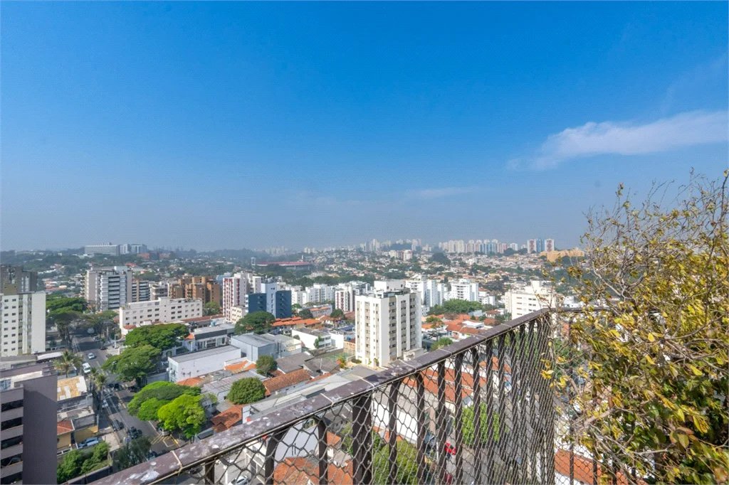Cobertura à venda com 3 quartos, sendo 2 suítes, em Vila Progredior, São Paulo, SP