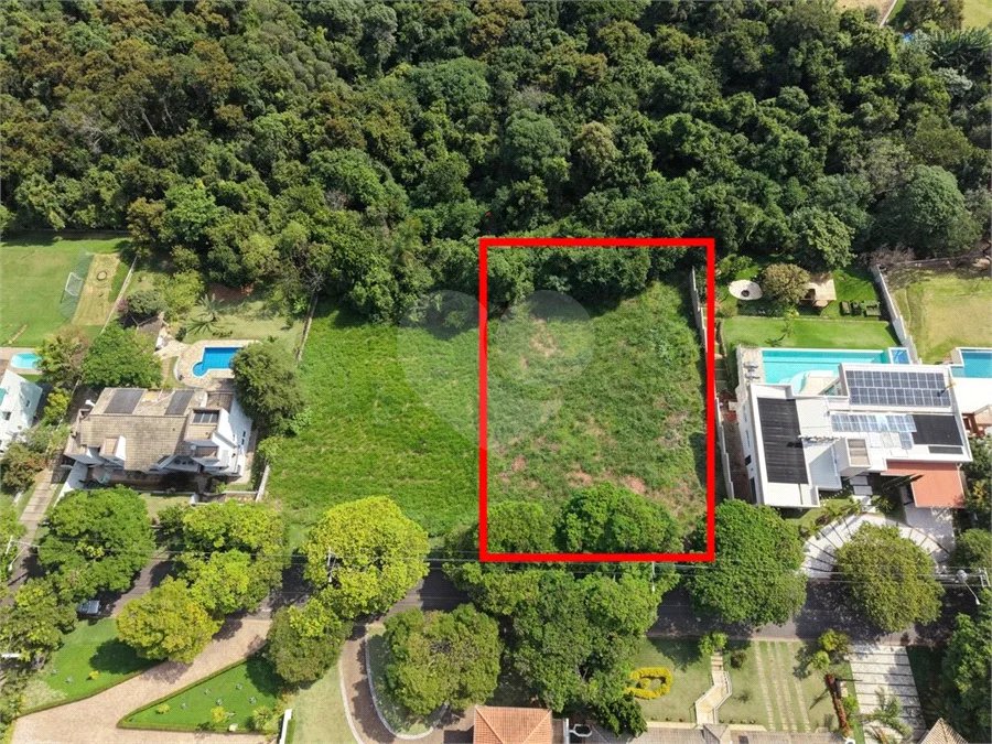 Terreno com 1.500 m2 no Condomínio Residencial Jardim Primavera Louveira SP