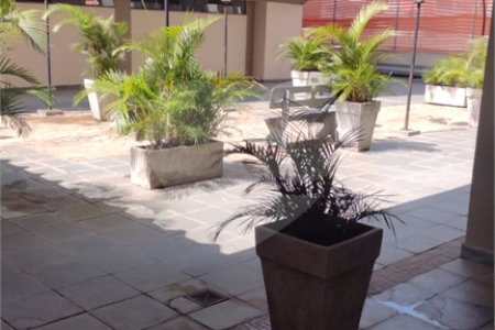 Apartamento na Região do Ipiranga à 8 Minutos do Metrô com 2 Dormitórios .
