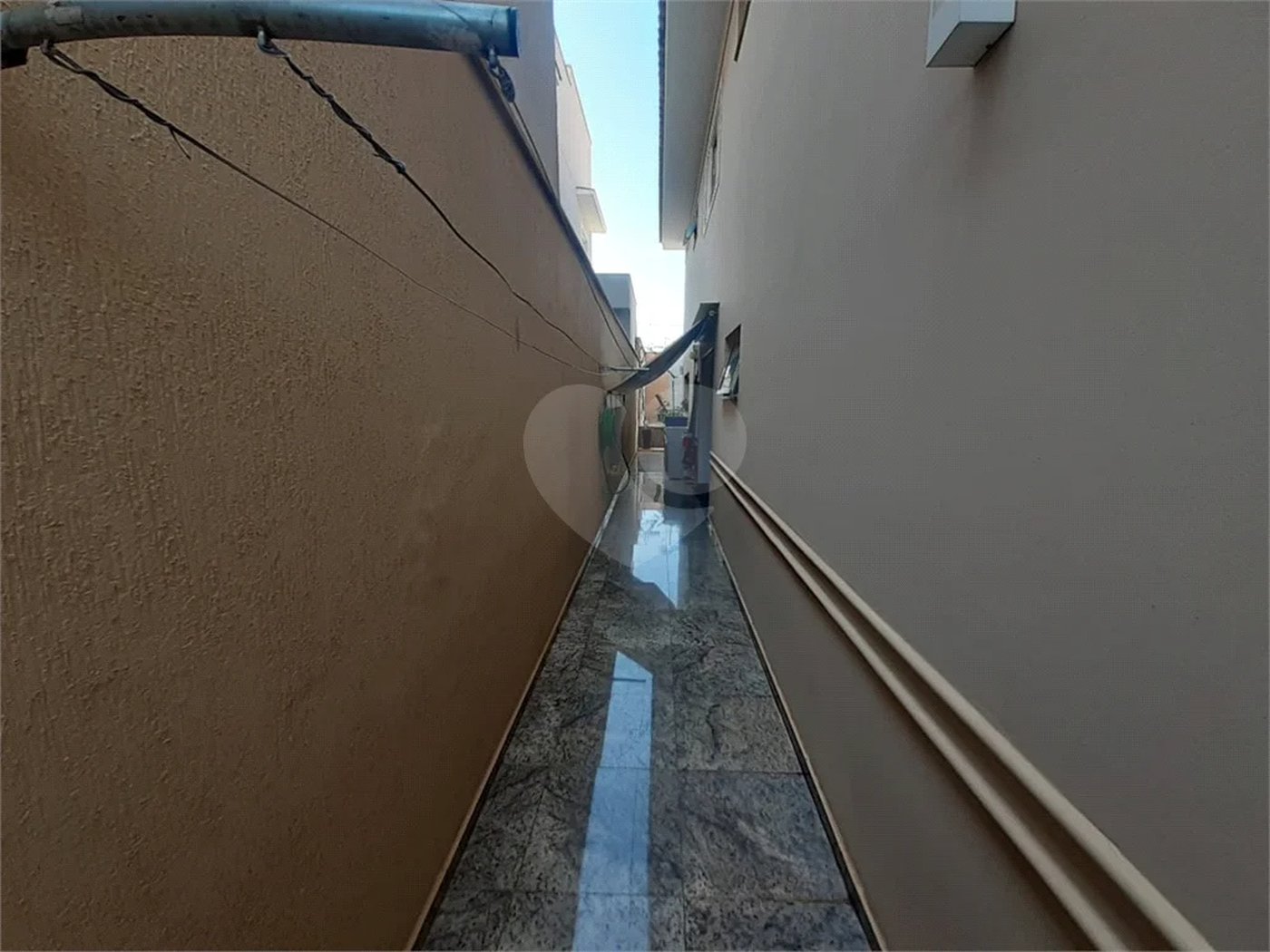 Ótima casa disponível para venda em Piracicaba, no Condomínio Residencial Village Des Lions no bairro Pompéia