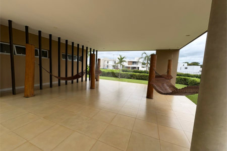 Casa á venda no condomínio Damha IV
