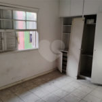 Sobrado na Vila Santa Catarina — 121 m² | Esquina Estratégica