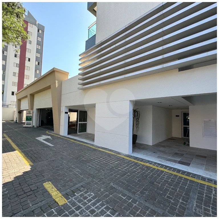 Conjunto comercial com 223,38 m² à venda na Vila Carrão