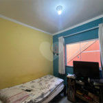 Casa ampla no bairro Terra Rica com 3 pavimentos e excelente estrutura.