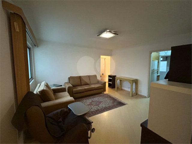 Apartamento à venda com 2 quartos em Moema, São Paulo, SP