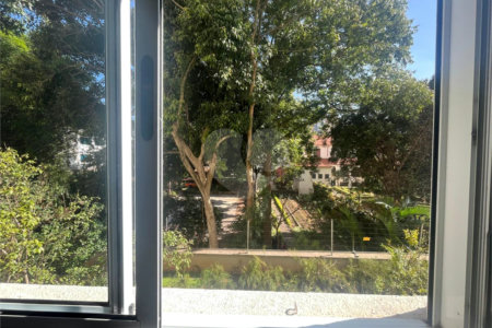 Vista definitiva para o verde, varanda gourmet integrada e um dos apartamentos mais exclusivos da Vila Mariana