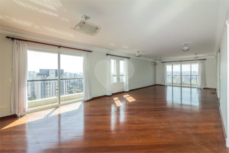 Apartamento 04 quartos a venda no Campo Belo