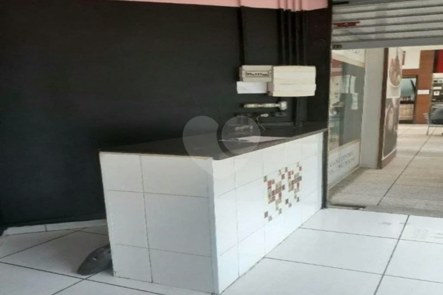 Imóvel térreo com mezanino, com 63,54 m² Edif. Lex Offices.
