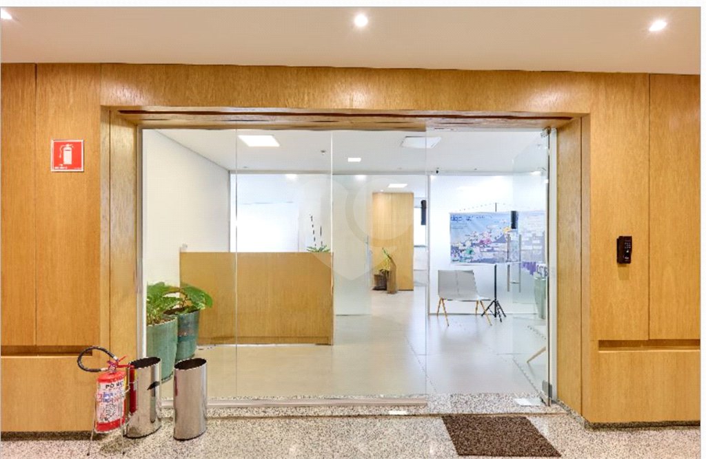 Sala comercial á venda em Santo Amaro, São Paulo - SP