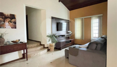 Casa à venda com 3 quartos, sendo 2 suítes, em Jardim do Lago, Bragança Paulista, SP