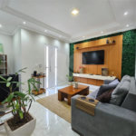 APTO TERREO COM QUINTYAL AMPLO, 2 QUARTOS 1 SUITE ,R$ 440 MIL