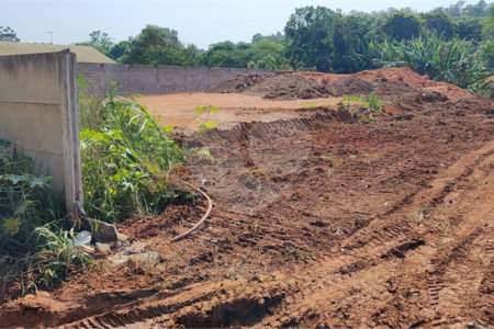 Terreno em Atibaia com 3.410 metros, pronto para construir, topografia plana, excelente localização