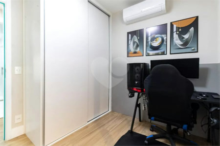 Apartamento Garden à venda ? 500 m do Metrô Conceição | Reformado e com quintal privativo