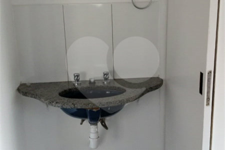 Apartamento à venda no bairro Bela Vista.