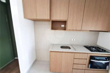 Apartamento com 1 quarto e 1 vaga para locação na Liberdade próximo ao Hospital A. C. Camargo na Liberdade!