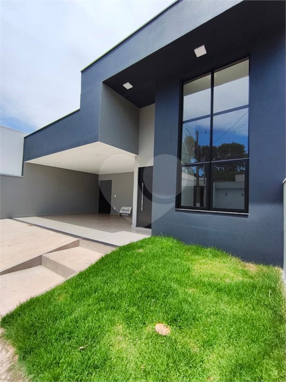 Casa 3 dormitórios 1 suíte, condomínio Faixa Azul.