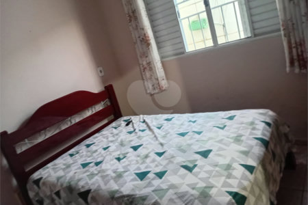 Sobrado 5 quartos.