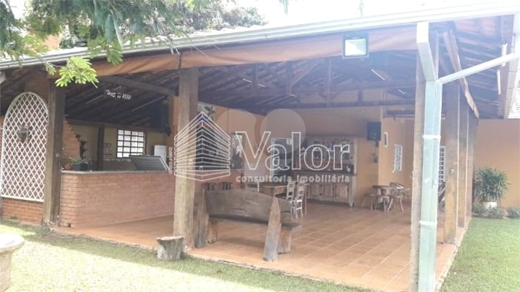 Chácara com 2.400m²