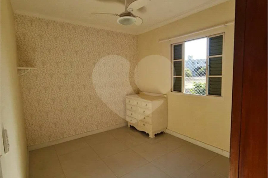 Apartamento à venda no Condomínio Vila Real