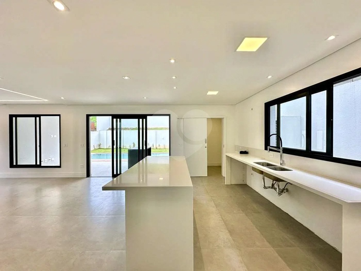 Casa em Cond. Vintage - Zero Km, 3 suítes, piscina, gourmet!
