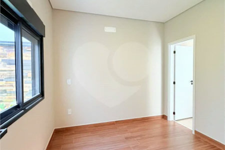 Casa térrea com 3 suítes no Condomínio Residencial Viena em Indaiatuba-SP - Acabamento de alto padrão - R$ 1.690.000,00 - AT 250 m² - AC 158 m² - 3 suítes,, sendo 1 suíte master com closet - Sala para dois ambientes (estar e jantar) - Cozinha planejada com ilha cooktop, forno elétrico e micro-ondas,