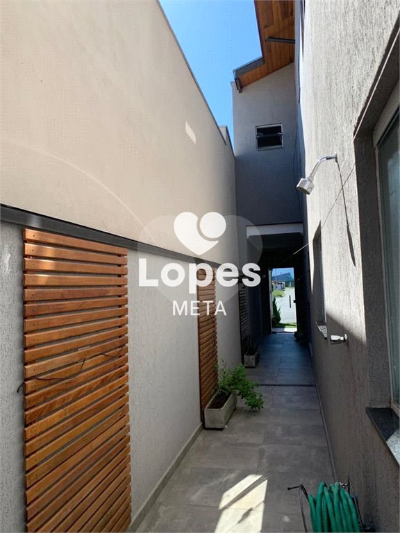 CASA EM CONDOMINIO FECHADO, A VENDA, 3 DORMITORIOS 1 SENDO SUITE, 2 VAGAS DE GARAGEM, SJC/SP