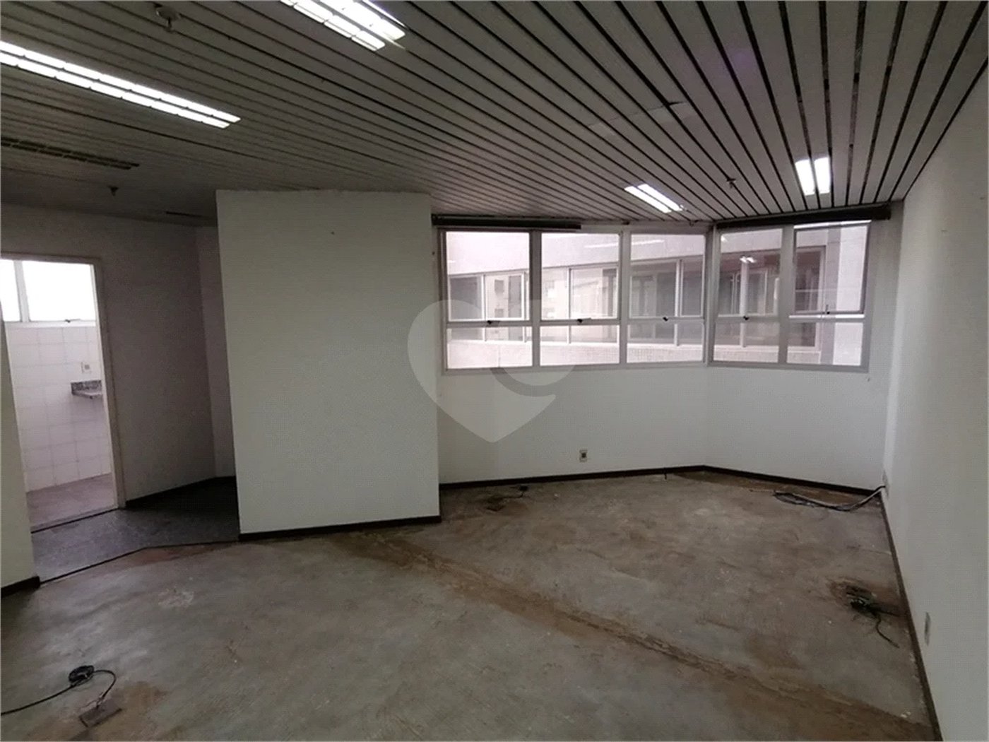 SALA COMERCIAL 40m2 VENDA/LOCAÇÃO NO CENTRO DE CAMPINAS