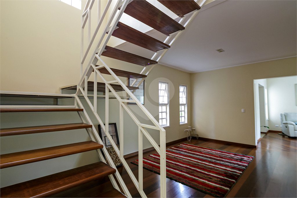 Casa à venda com 4 quartos, sendo 2 suítes, em Chácara Monte Alegre, São Paulo, SP