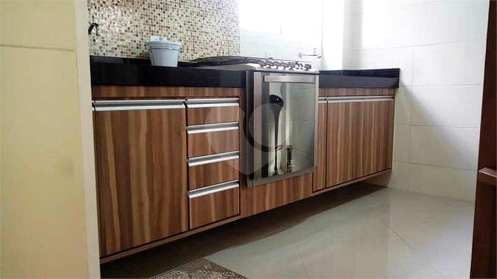 Apartamento com 2 dormitórios