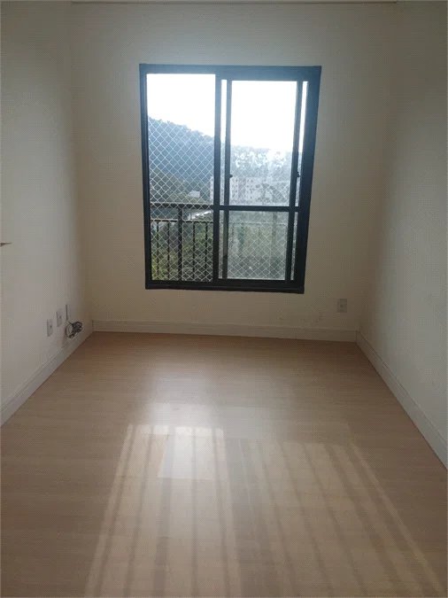 Apartamento à venda com 2 quartos em Lageado, Cotia - SP