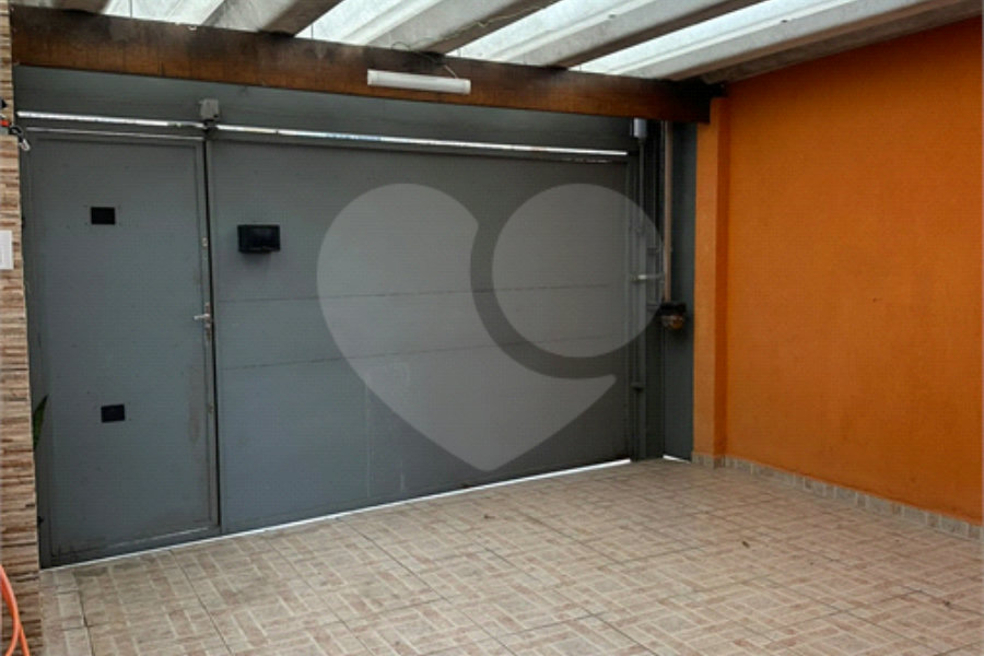 Sobrado com 4 Quartos à venda, 250m² - Jardim Líbano