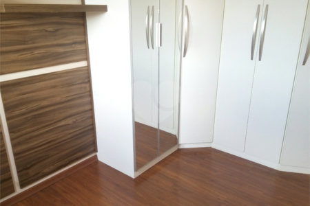 Apartamento no Condomínio Mont Vernon