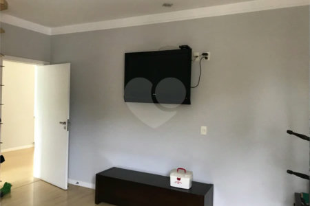 SOBRADO ALTO PADRÂO COND.PARQUE SABARA