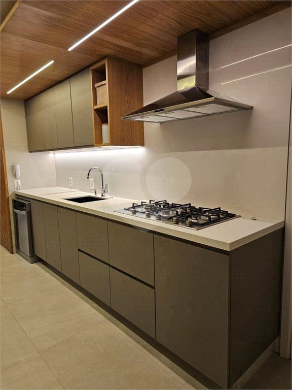 Apartamento 131 M2² vista LIVRE Vila Mariana SP 3 Suítes 4 banheiros 3 vagas escritório depósito e varanda gourmet integrada Aceita e estuda permuta