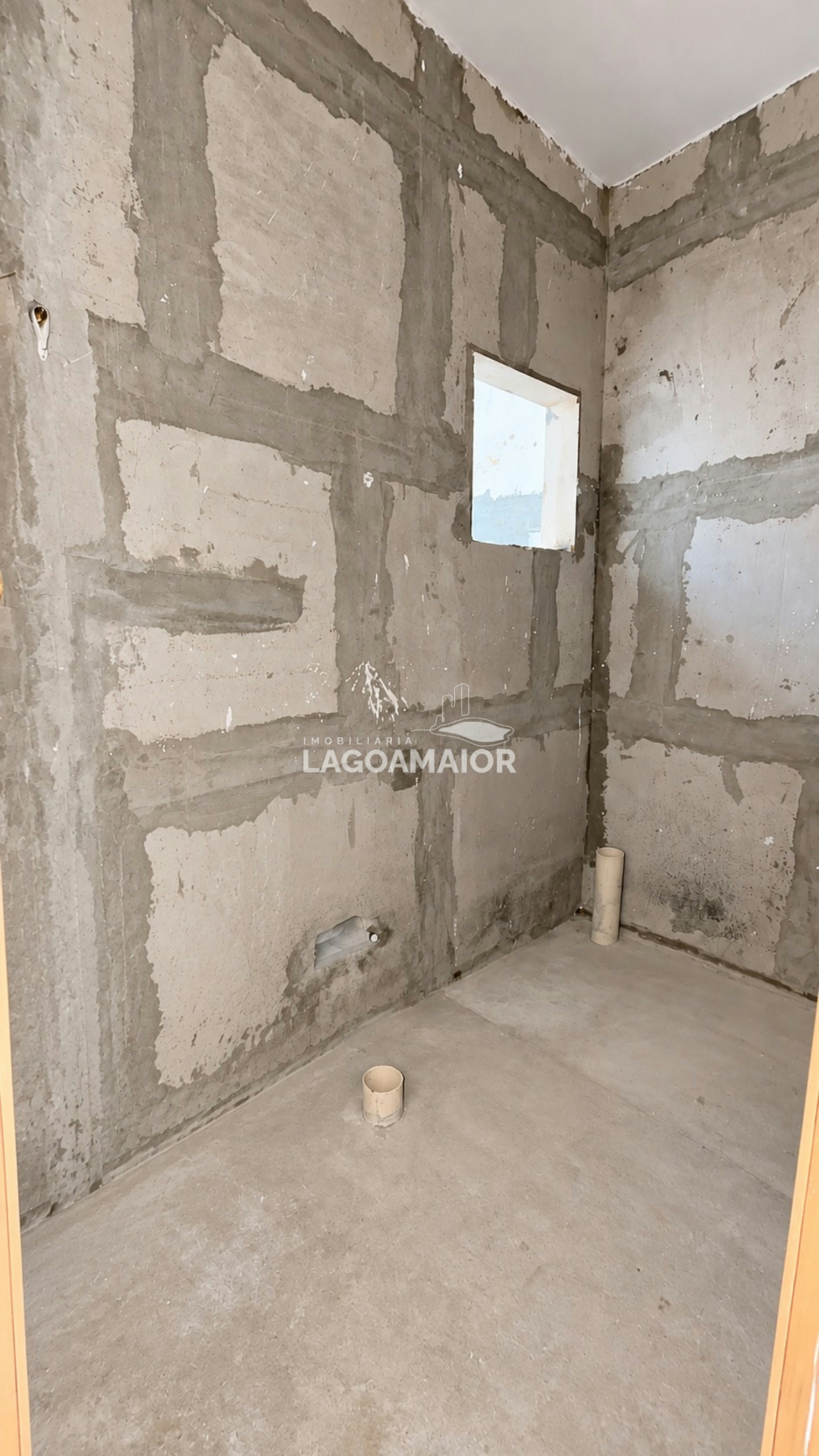 Casa à venda com 3 quartos, sendo 1 suíte, em Bela Vista da Lagoa, Três Lagoas - MS