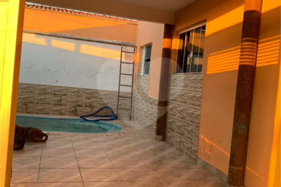 Casa à venda no bairro Santa Rosa (Ypês), Piracicaba-SP.