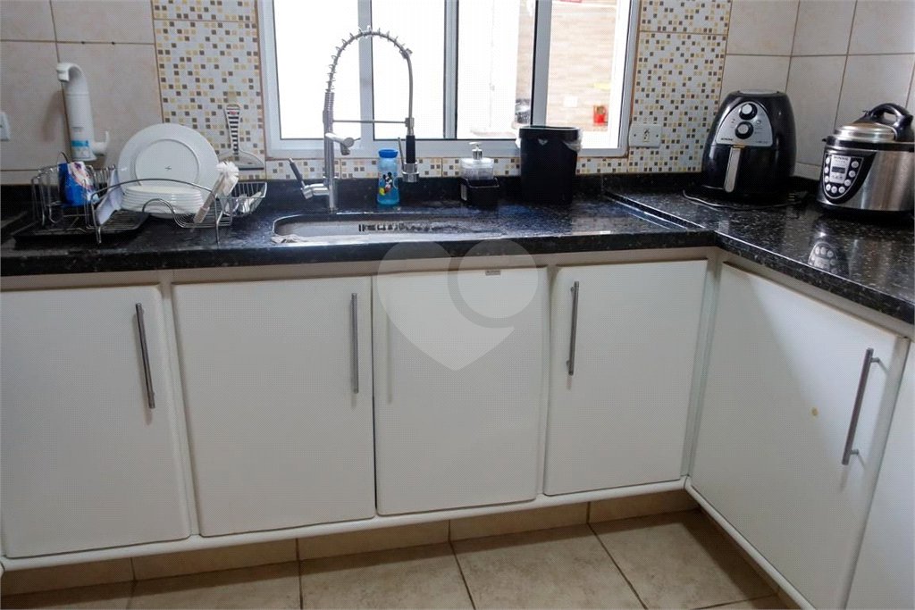 Casa à venda com 222m², 3 quartos e 2 vagas