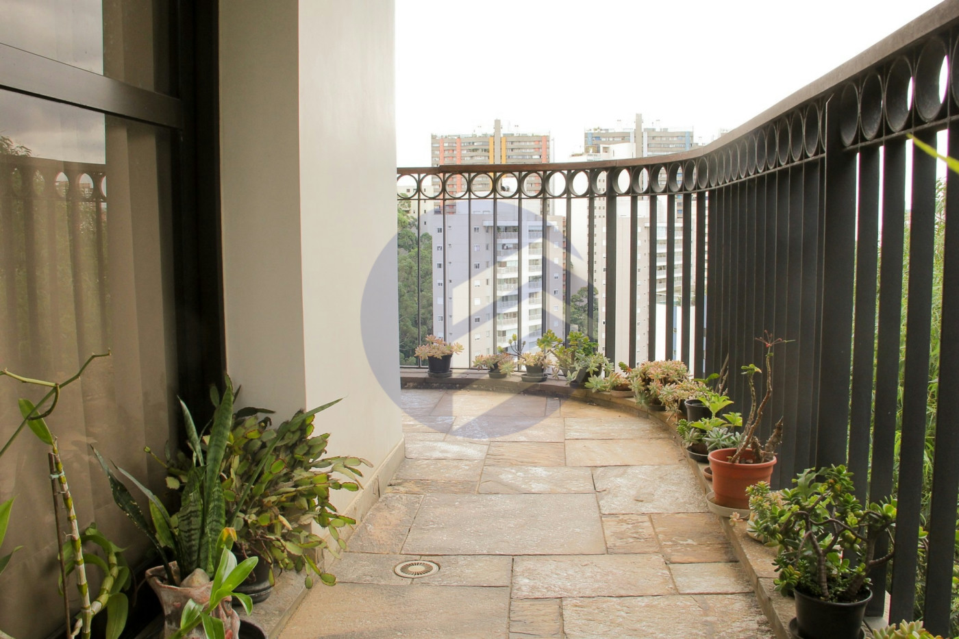 Apartamento à venda com 3 quartos, sendo 3 suítes, em Vila Andrade, São Paulo - SP