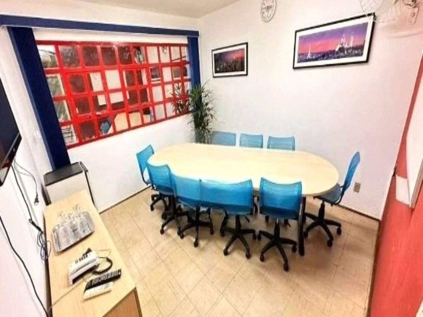 Prédio comercial com 322m², 8 salas, 3 banheiros, à venda no bairro Santo Antônio, São Caetano do Sul