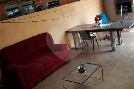 Casa térrea para venda.