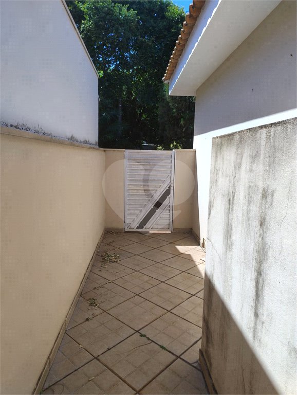 Excelente sobrado no Condomínio Parque Sabará
