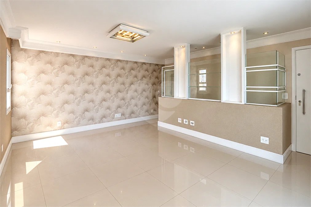 Cobertura de 260 m² em São Bernardo do Campo, com 4 dormitórios, 3 suítes, piscina privativa, espaço gourmet e vista livre. Viva esse privilégio! Agende sua visita e encante-se!