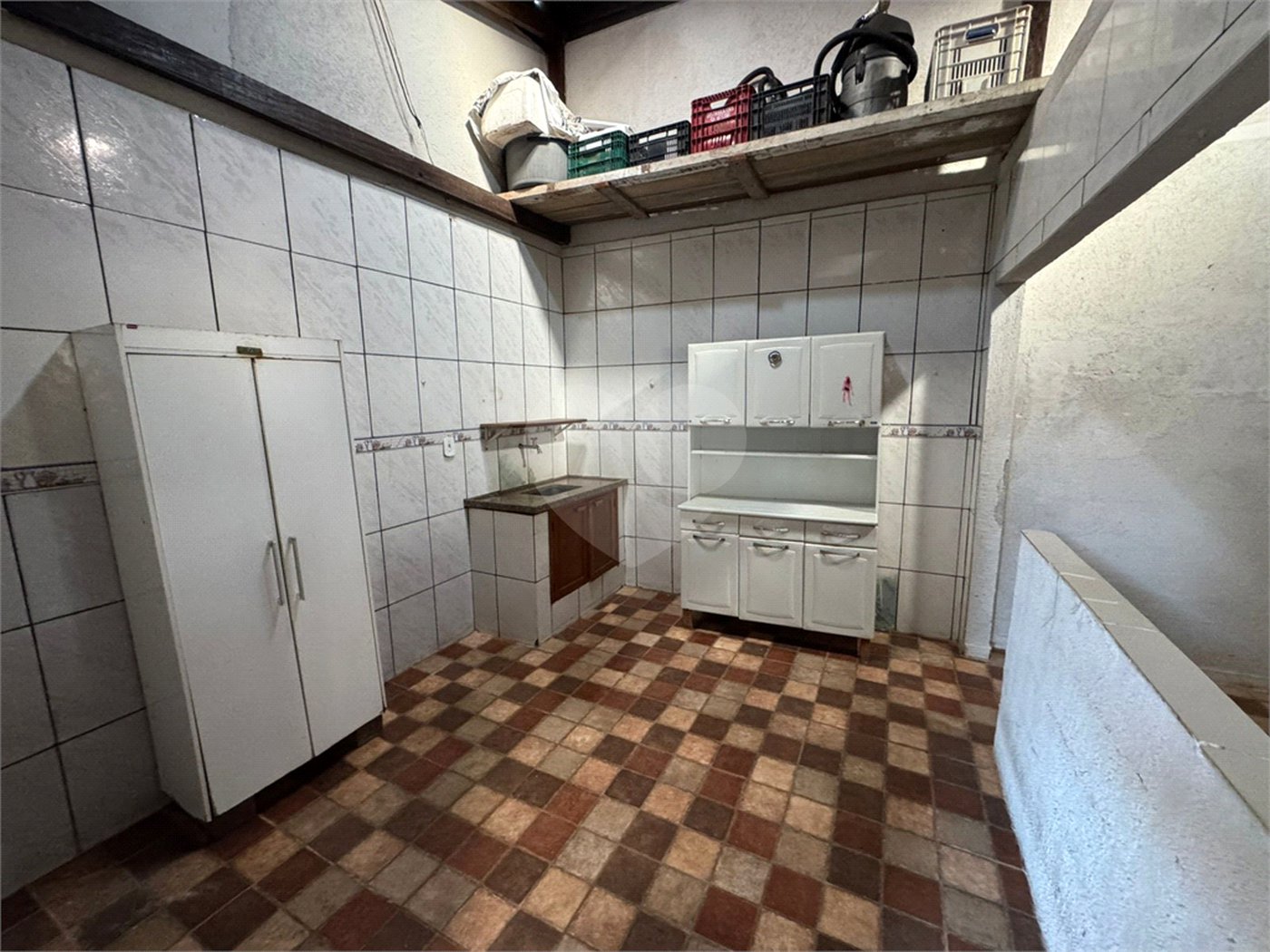 Casa á venda, com 2 Dormitórios e Edícula, em São Carlos-SP.