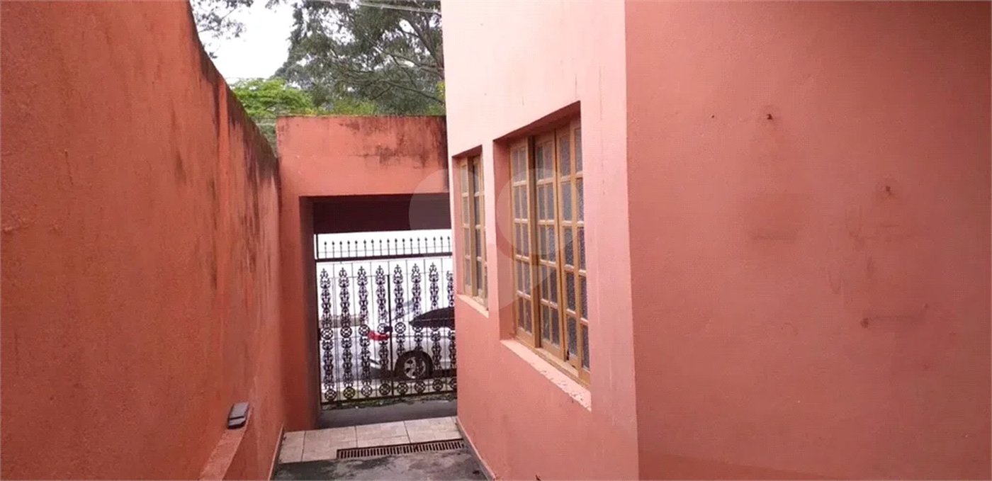 Casa à venda na Vila Carrão, 3 quartos (1 suíte)