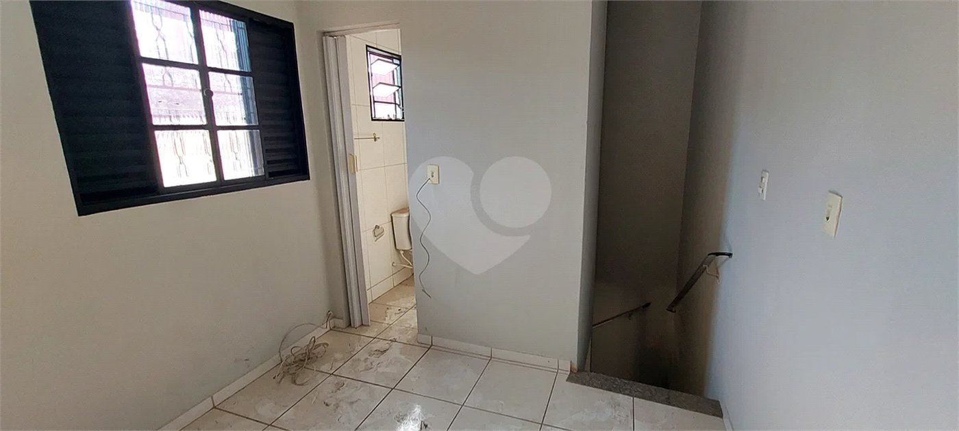 Casa à venda com 3 quartos, sendo 1 suíte, em Vila Belém, Piracicaba, SP