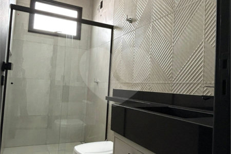 Casa térrea 3 quartos 1 suíte no residencial Terra dos Buritis