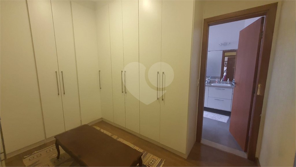 Casa no condomínio Damha II á venda!