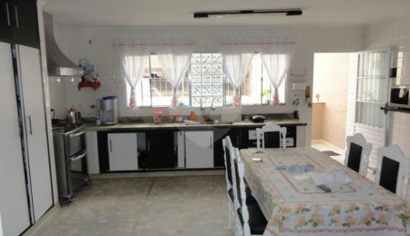 Sobrado à venda com 3 quartos, sendo 1 suíte,  em Água Fria, São Paulo, SP