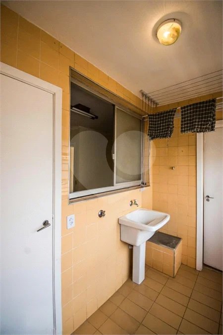 Apartamento a Venda no Condomínio Edifício Guarujá em Campinas/SP