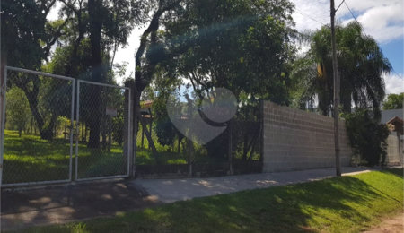 Chácara à venda com 2 quartos em Zona Industrial I, Itirapina, SP